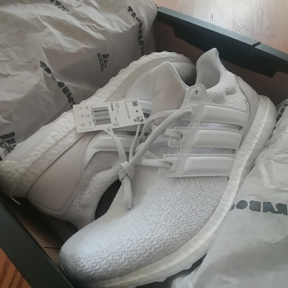 Adidas Ultra Boost DNA Cloud White size 14